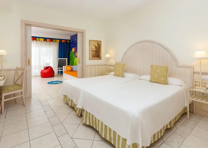 Gran Castillo Tagoro Family&fun 5* Playa Blanca (Lanzarote)