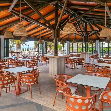 Курортный комплекс Gran Tagoro Family & Fun Коста Бланка