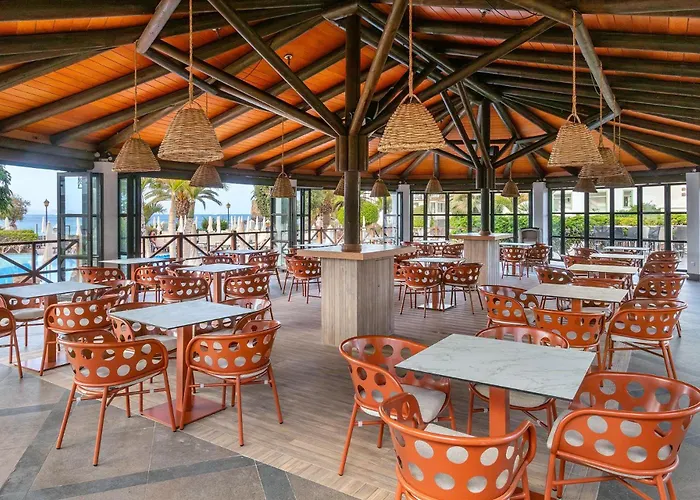 Курортный комплекс Gran Castillo Tagoro Family & Fun Коста Бланка