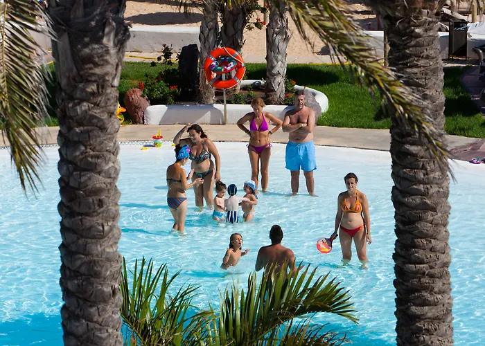 Gran Castillo Tagoro Family & Fun 5* Playa Blanca